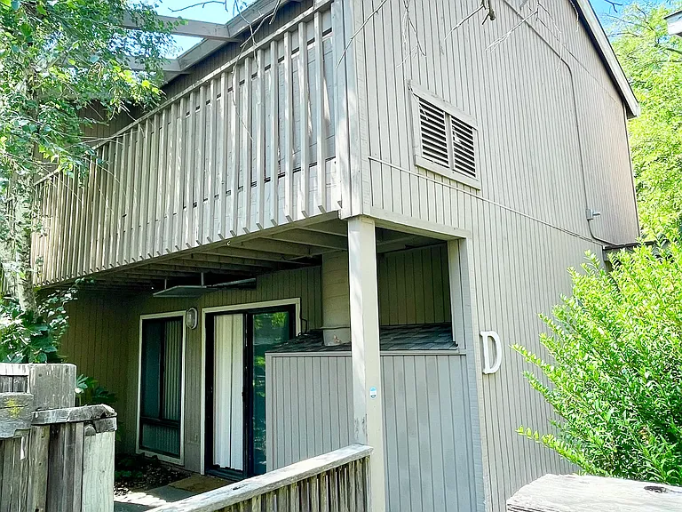 641 G St #D — Photo 1