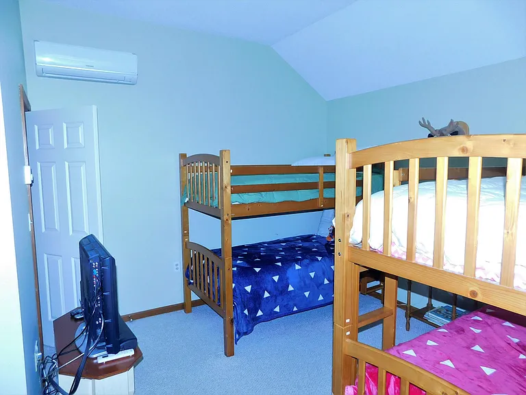 5 Ridge Dr #1 — Photo 17