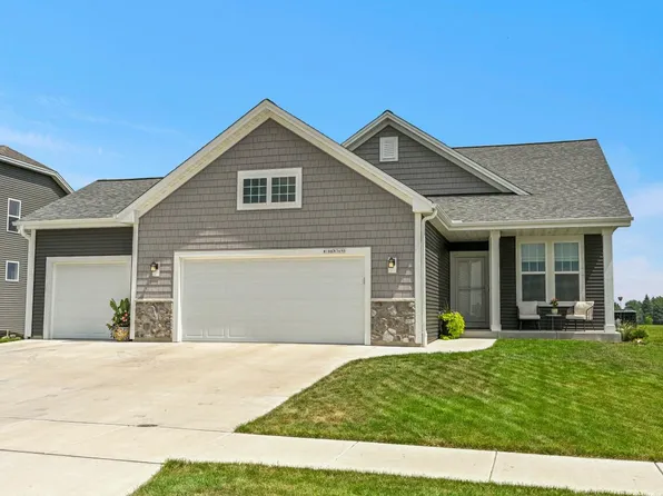 W188N5690 Clover LANE, Menomonee Falls, WI 53051