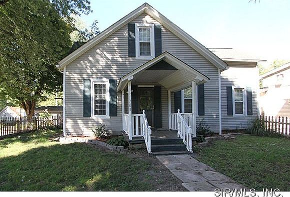 1st image of 703 N Morrison Ave