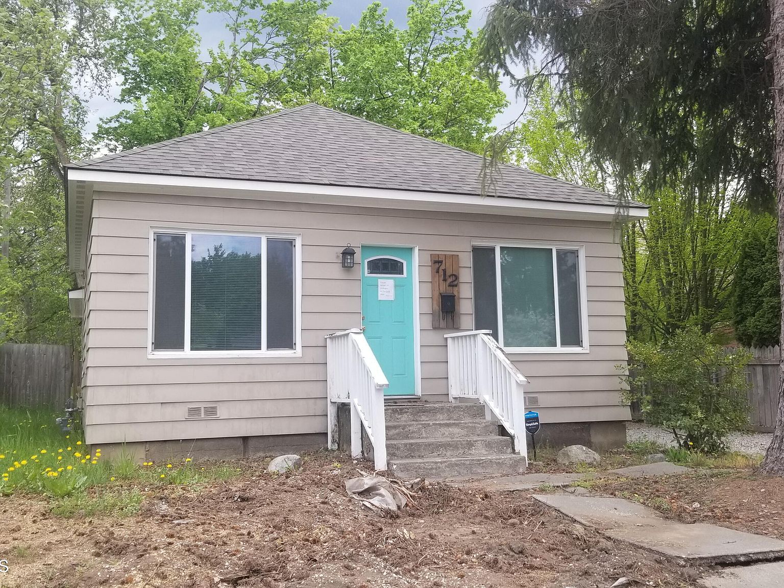 712 N 4th St Coeur D Alene Id 83814 Zillow