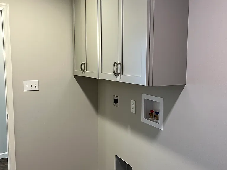 234 N Colonial Dr — Photo 13