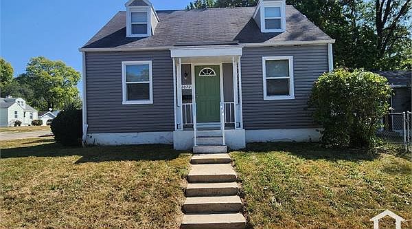 1st image of 2072 England Ave