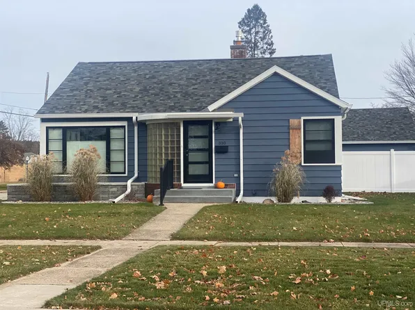 330 Norway St, Norway, MI 49870