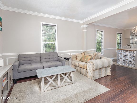 2nd image of 8827 EATON Avenue