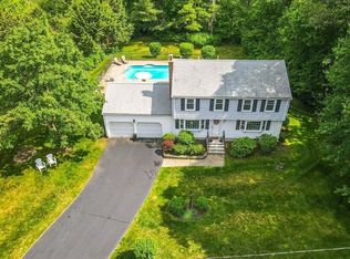 24 Stagecoach Rd, Medfield, MA 02052