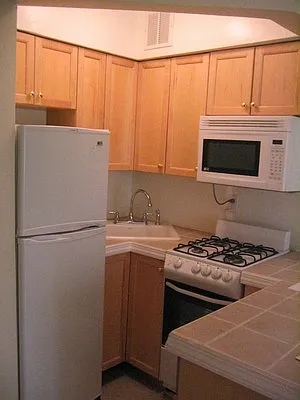 Rented by Adina Realty | media 14