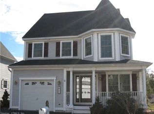 61 Olde Village Cir, Wallingford, CT 06492