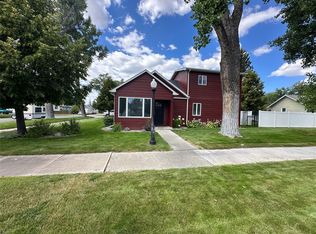 38 2nd Ave SW, Choteau, MT 59422