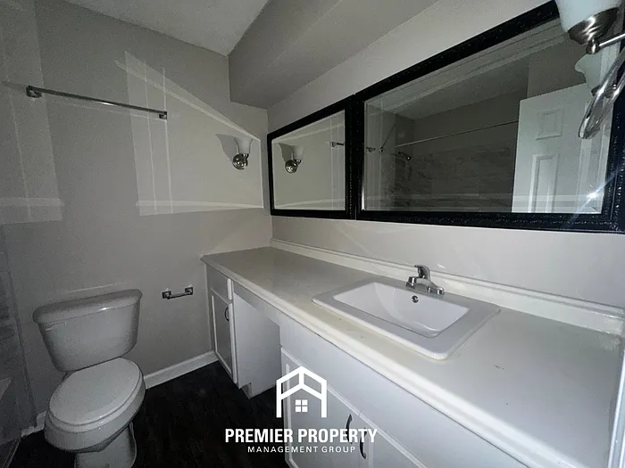 2105 Woodfield Park Rd — Photo 14