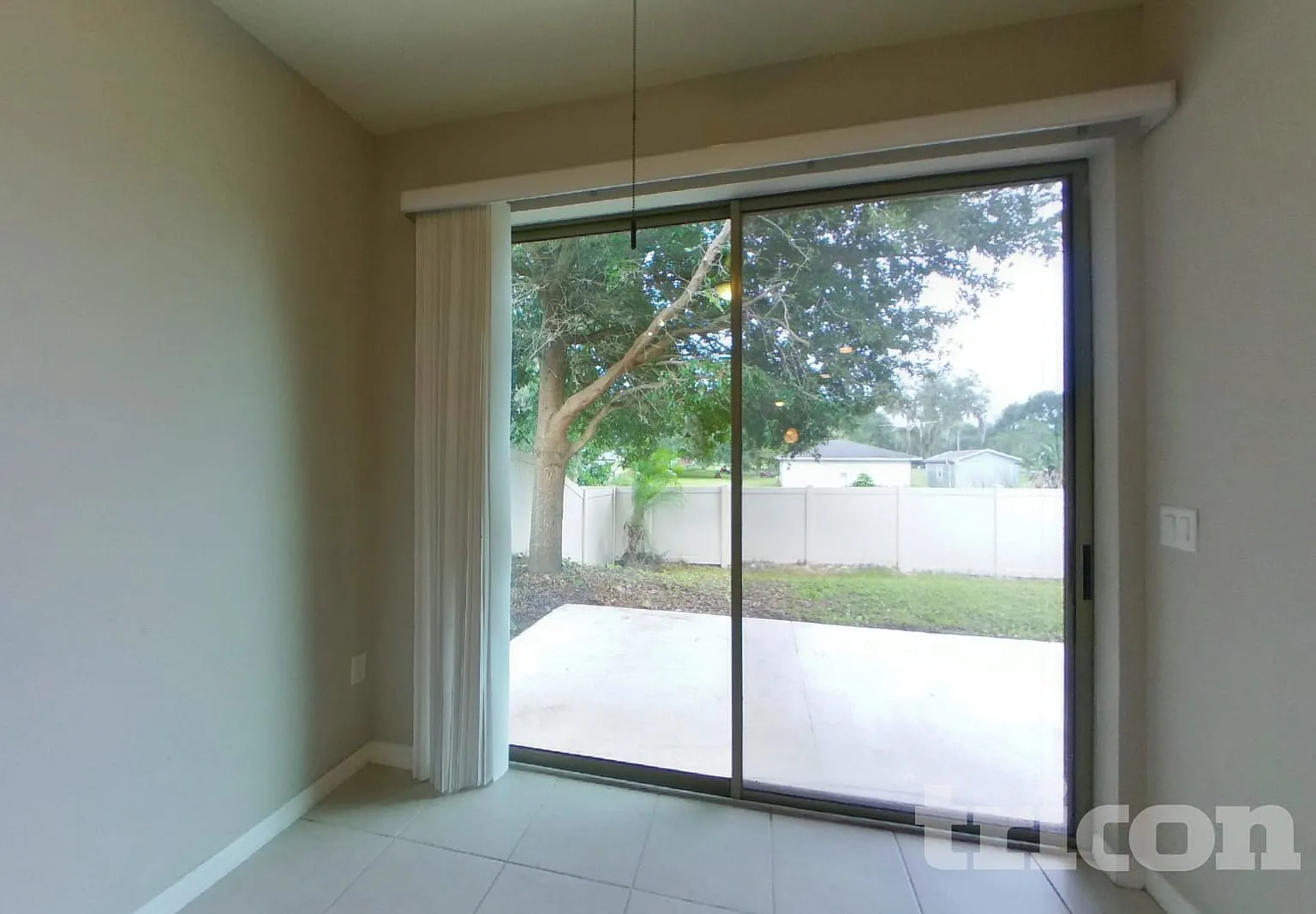 2837 E Lake Pointe Drive Kissimmee FL — Photo 4