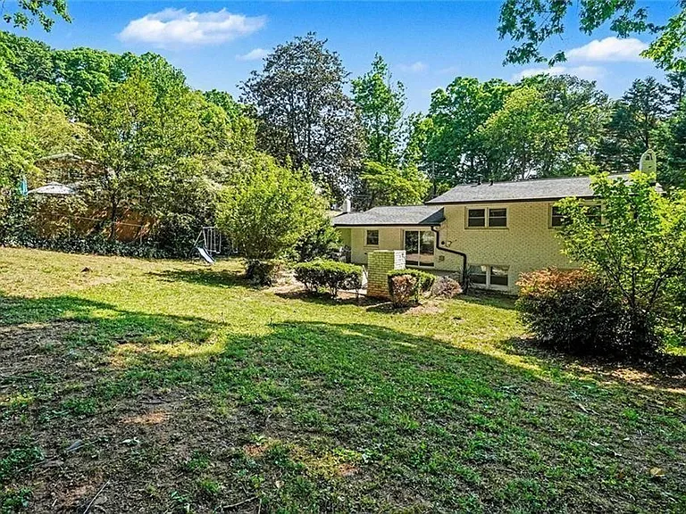2637 Casher Dr — Photo 23