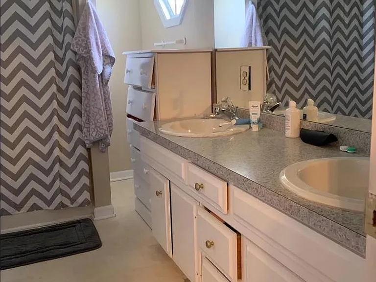 1033 Aderly Ln — Photo 21
