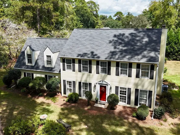 5369 Rivoli Dr, Macon, GA 31210