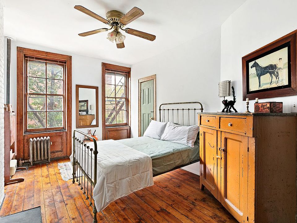 1st image of 717 Washington St #4