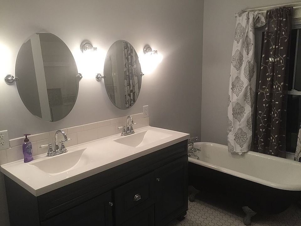 Bathroom Vanity Claw Foot Tu