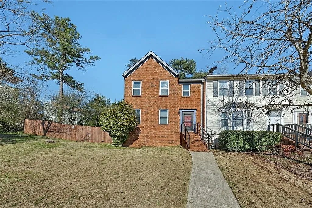 1704 Cedar Bluff Way photo 1