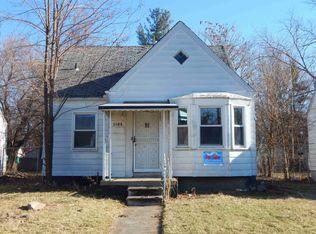 9608 Auburn St, Detroit, MI 48228