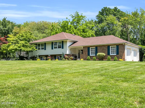 206 Peachwood Road, Middletown, NJ 07748