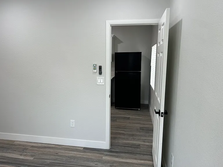 1453 Bellglen Dr — Photo 4
