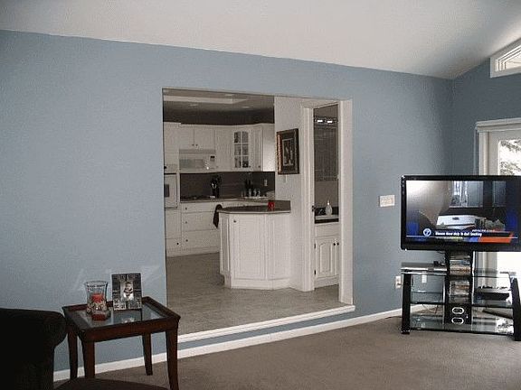 3rd image of 10075 Cedar Shrs