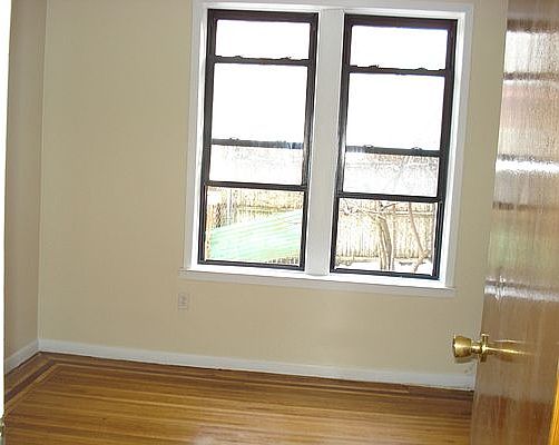 1st image of 21-09 38th St #1R