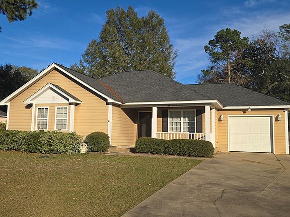 2nd image of 133 Pine Manor Dr