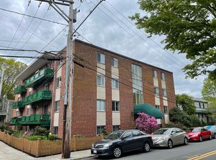 18 Pond St APT 5, Jamaica Plain, MA 02130