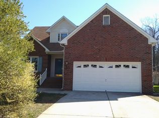 2703 Stonewick Ct, Jamestown, NC 27282