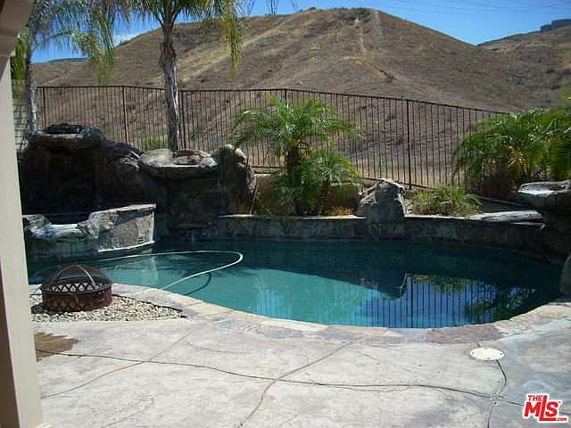 2nd image of 28506 Santa Catarina Rd