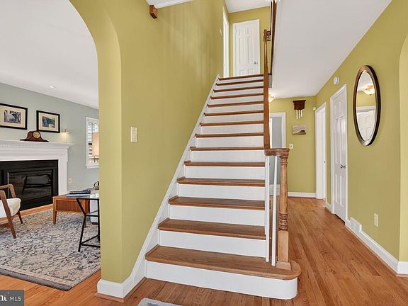 3rd image of 1548 Northgate Rd NW