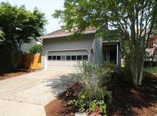 4967 Suntree Ln, Lake Oswego, OR