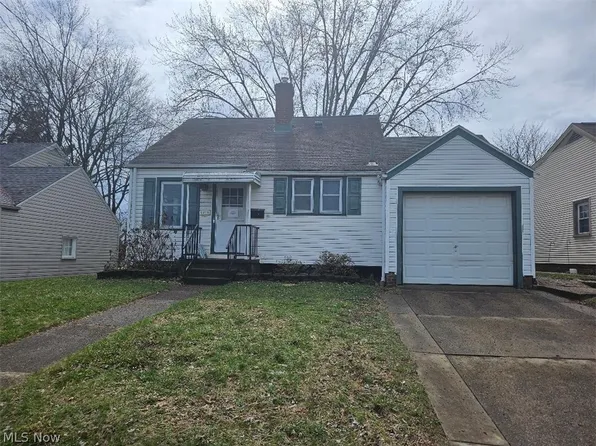 3212 9th St NW, Canton, OH 44708