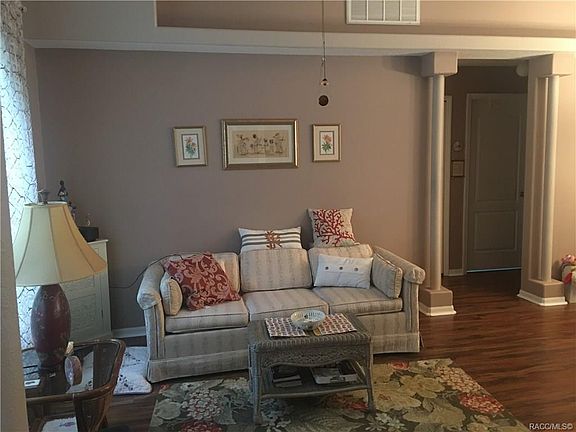 5th image of 9703 W Poplar St