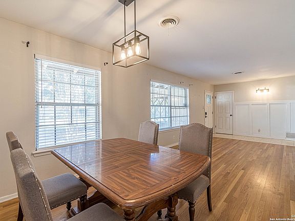 5th image of 330 SERENADE DR