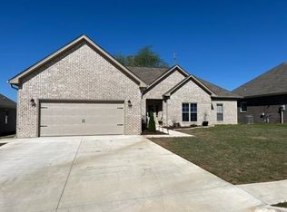 350 Rolling Brook Dr, Rogersville, AL 35652