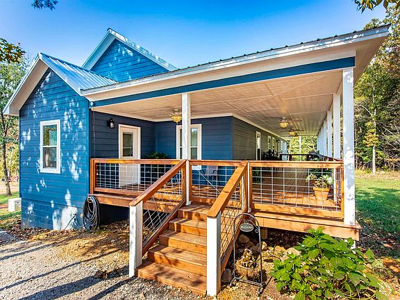 2nd image of 152 Wildflower Rd