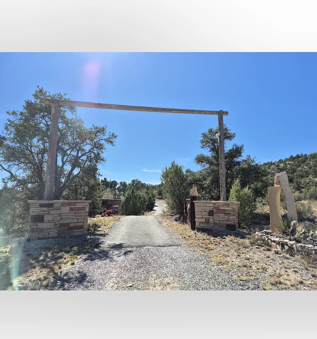 3 bed, 2500 sqft, $745 — Photo 3