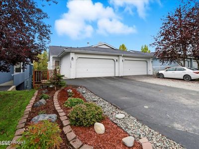 10284 Valley Park Dr, Anchorage, AK, 99507