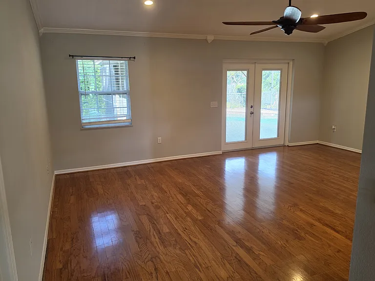 350 Echo Pines Way — Photo 3