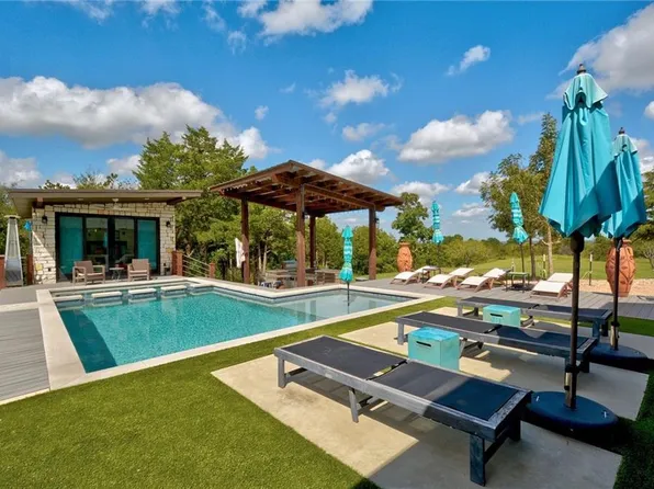 168 Pavilion Dr, Cedar Creek, TX 78612
