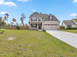 507 Hester Ct, Richlands, NC 28574