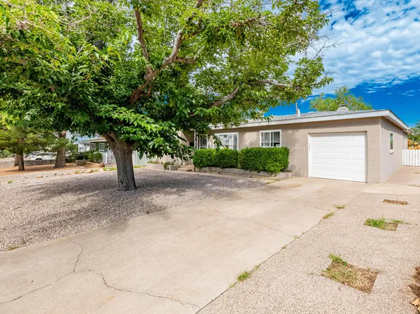 1109 Garcia St NE, Albuquerque, NM 87112