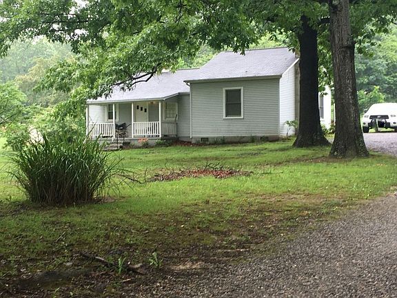 2nd image of 1018 Williams Dr