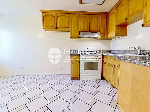 2nd image of 1519 Plaza Del Amo APT 4