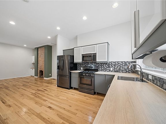 4th image of 238 Plymouth St