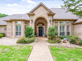 257 Elm Grove Cir, Mc Gregor, TX 76657