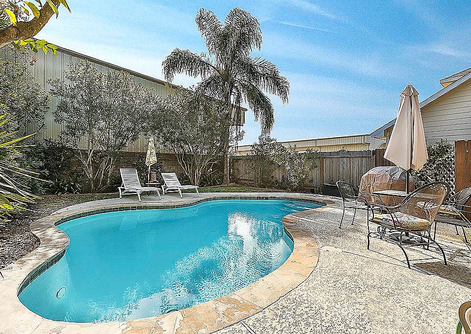 1st image of 8923 Windfern Trace Dr