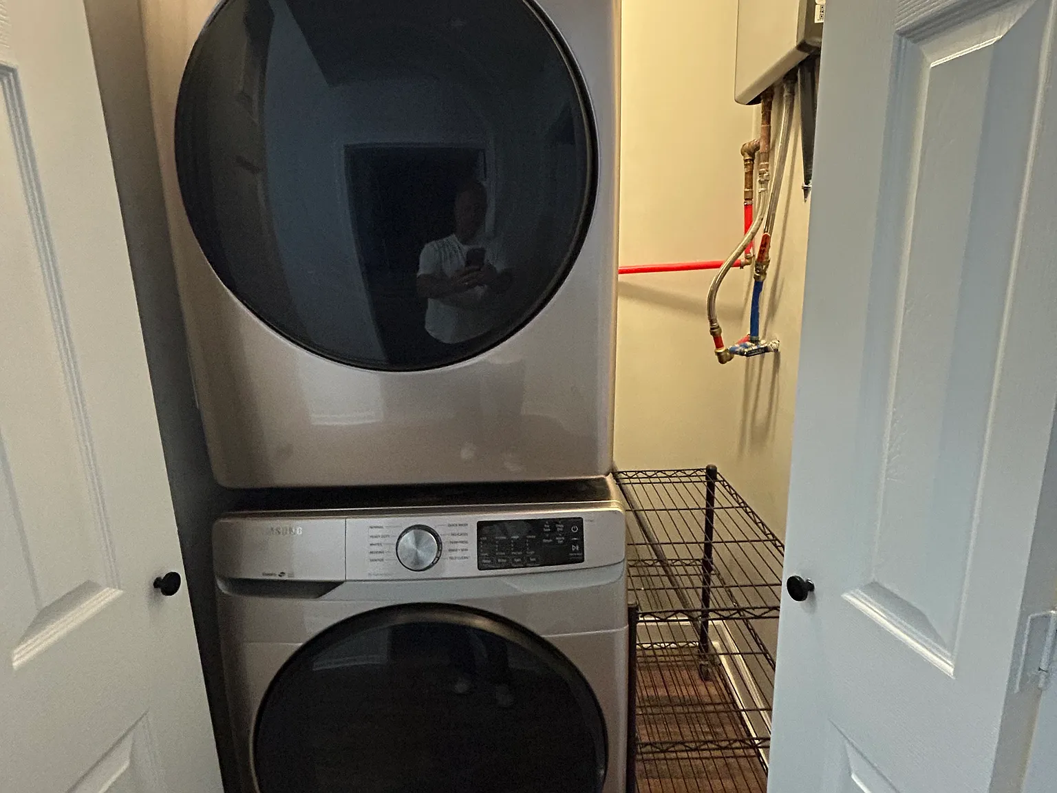 3 bed, 1315 sqft, $2,300 — Photo 4