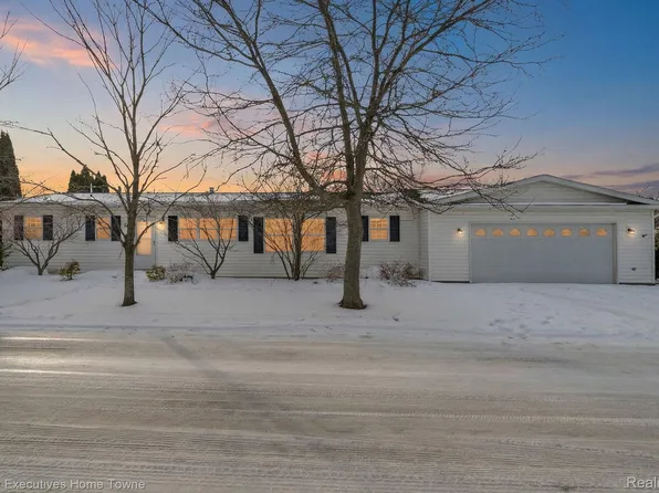 3211 Keewahdin Rd Lot 124, Fort Gratiot, MI 48059